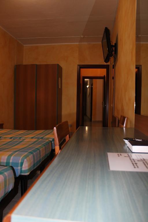 Albergo Napoleone 산탐브로지오 디 발폴리첼라 객실 사진
