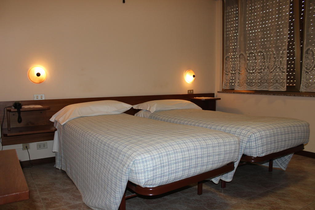 Albergo Napoleone 산탐브로지오 디 발폴리첼라 객실 사진